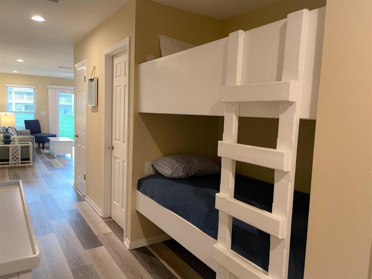 9 D, One Bedroom Condo Дестин Екстериор снимка